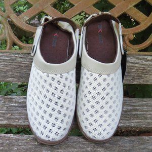 DEKABR Slip-on Shoes size 38